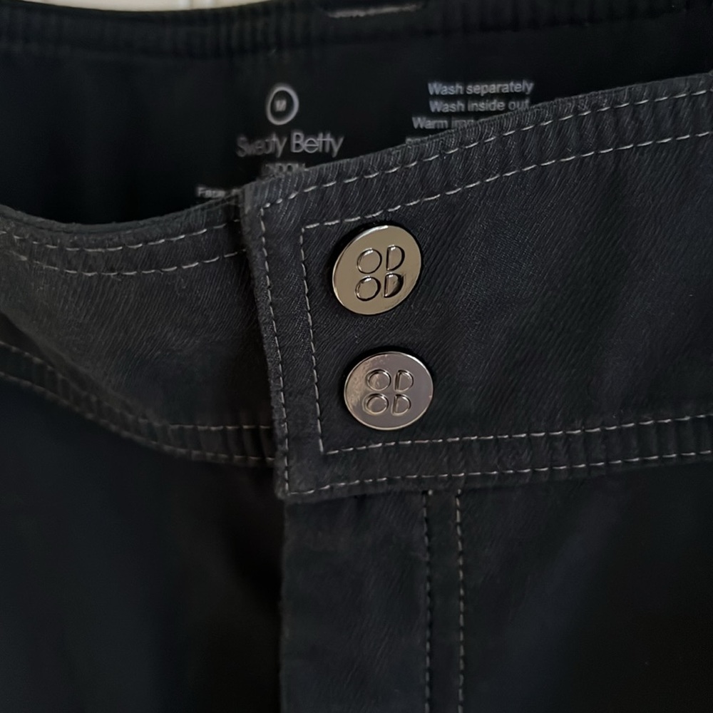 Sweaty Betty Velma Black Ankle Length Pants - Picture 5 of 7
